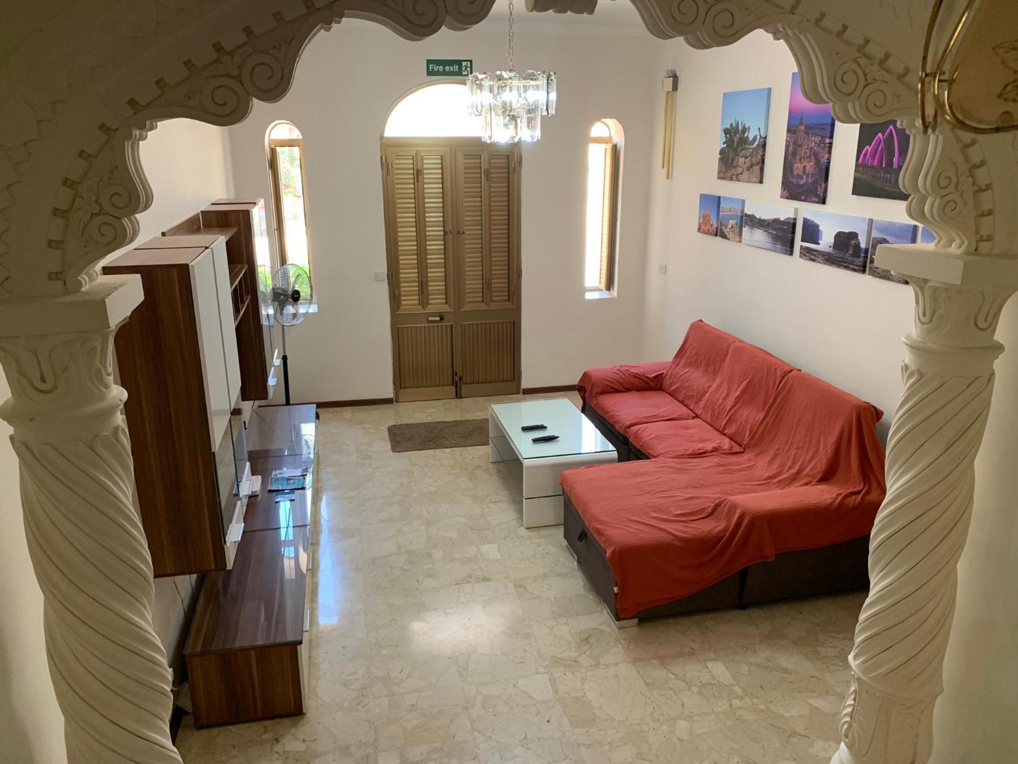 Cloud 9 Residence Għajnsielem Esterno foto