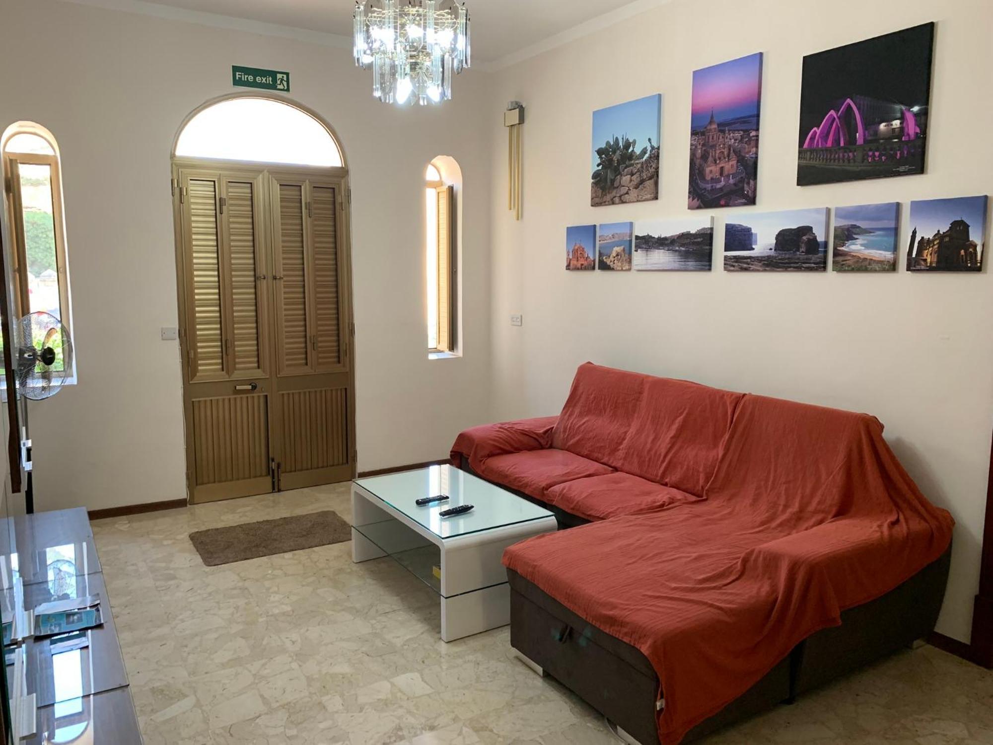 Cloud 9 Residence Għajnsielem Esterno foto