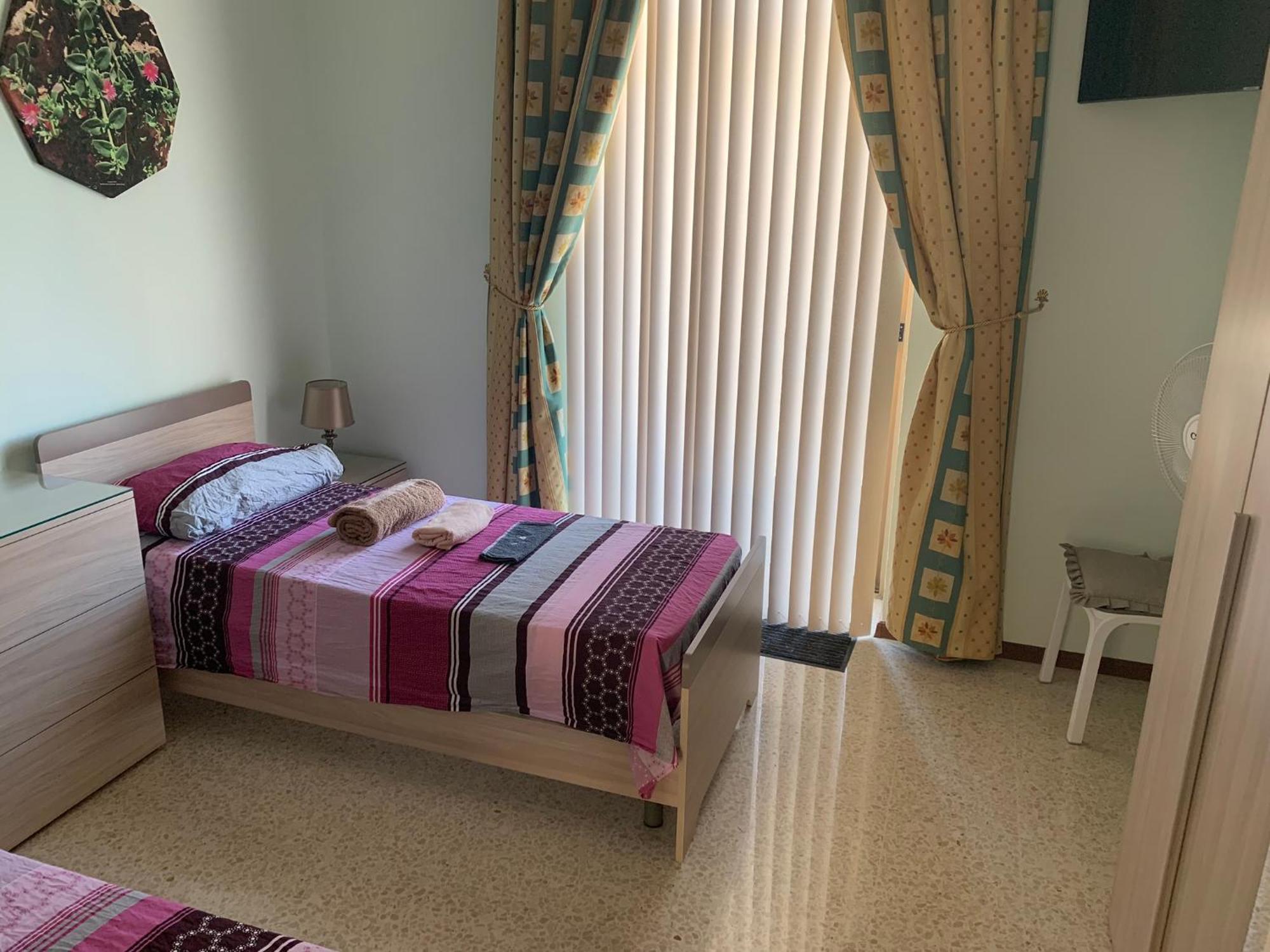 Cloud 9 Residence Għajnsielem Esterno foto